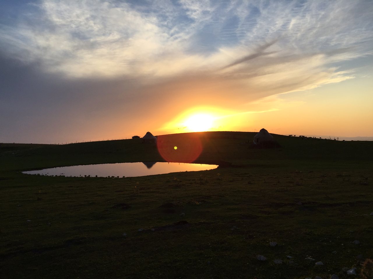 天山の夕日